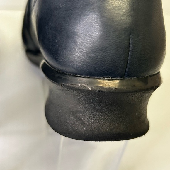 💙”Clark’s” Women’s Navy Leather Comfort Shoes💙 - Picture 8 of 16